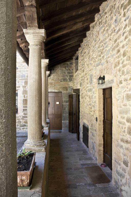Historical House Medieval Abbey - Al Chiostro Sotto il Monte Camera foto